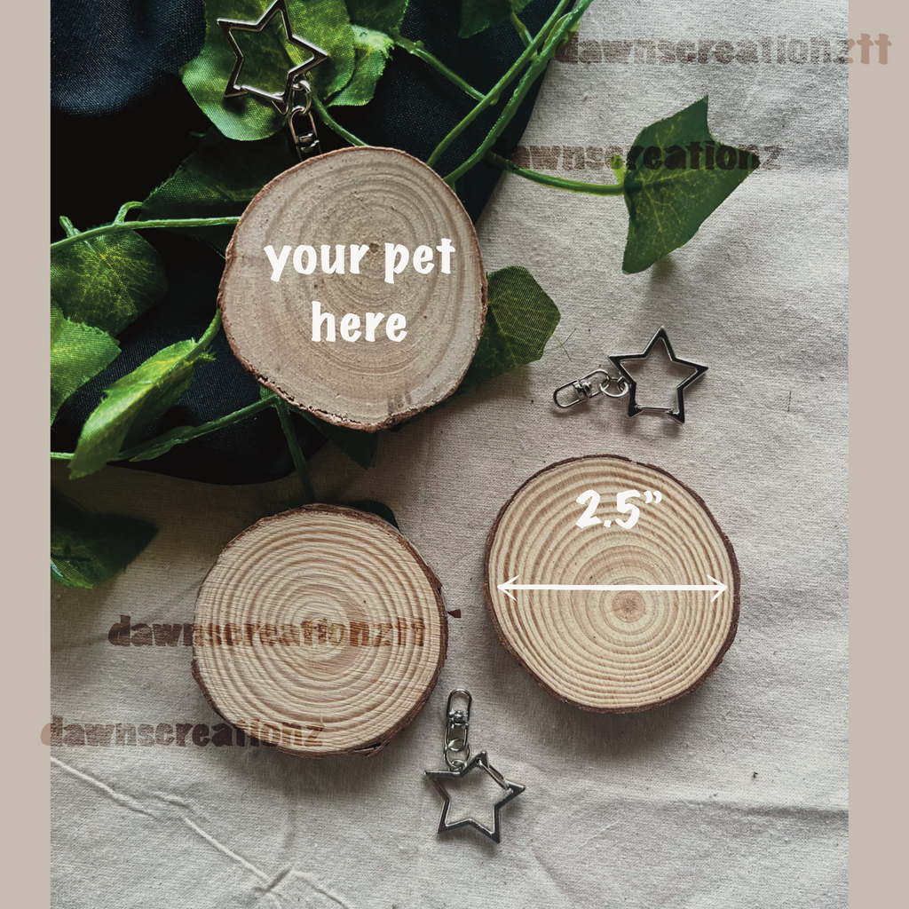 Wood Slice Pet Portrait Keychain